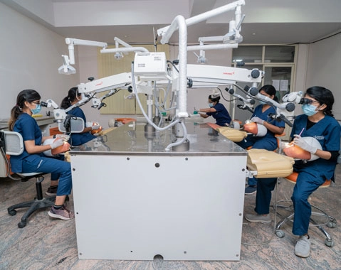 Conservative Dentistry - PG Preclinical lab