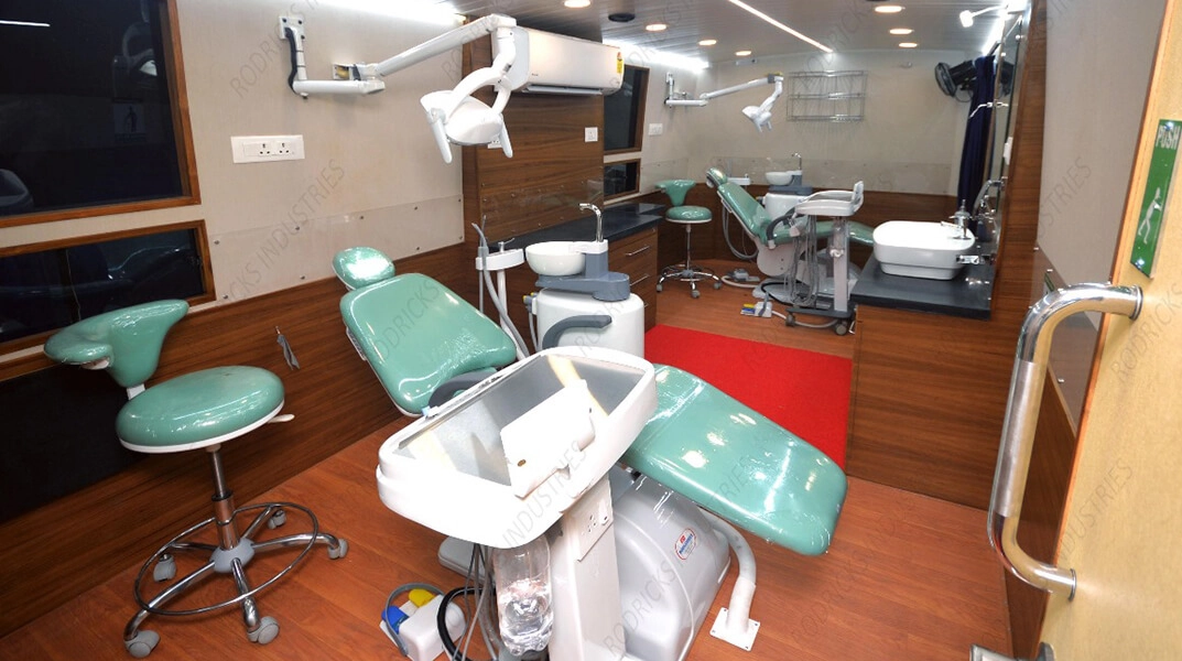 complete dentures