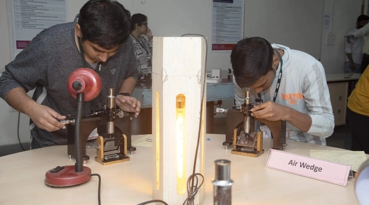fet-research-centre-img