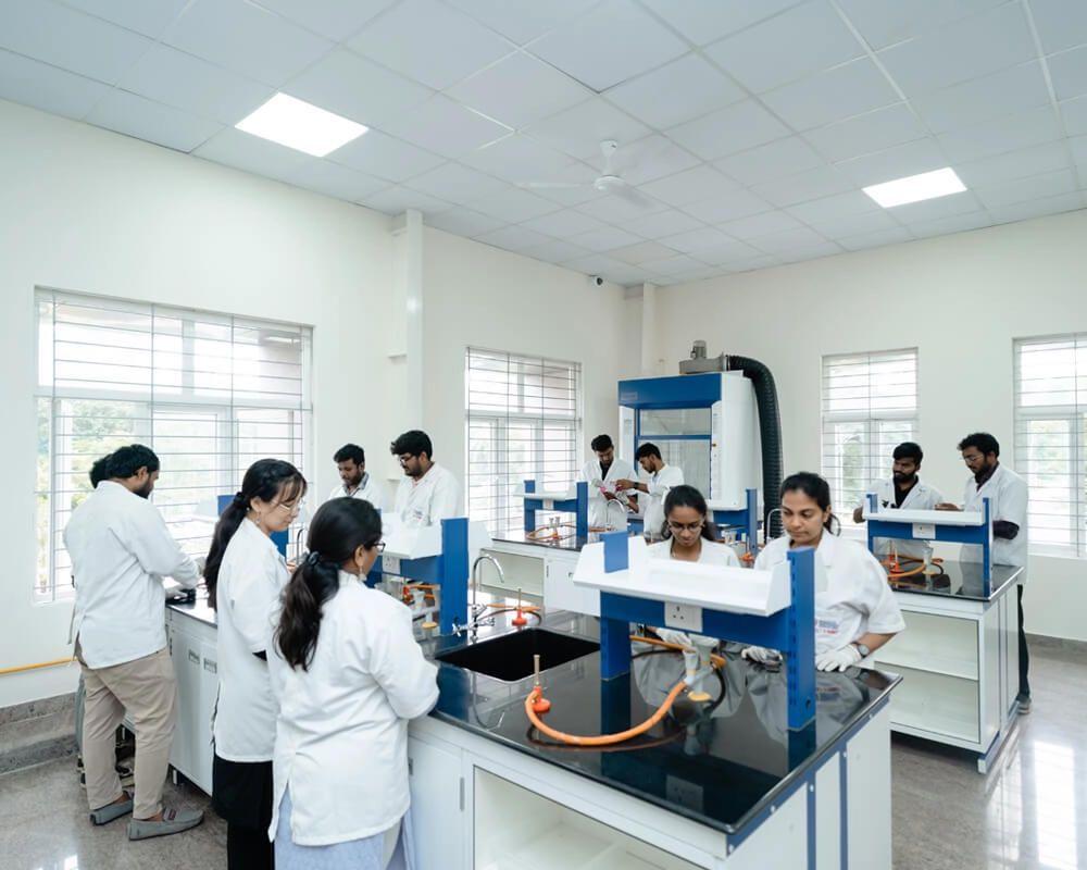 FACULTY OF PHARMACY (FPH)